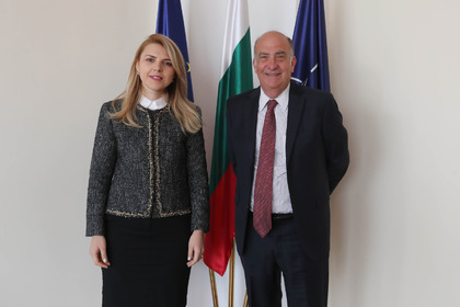 Deputy Minister Velislava Petrova received copies of the credentials of the newly appointed Ambassador of the United States of America to Bulgaria