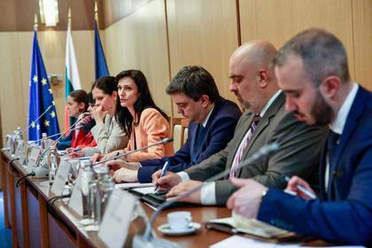 The Deputy Prime Minister and Minister of Foreign Affairs Maria Gabriel held a meeting with Ambassadors of countries outside of the European Union