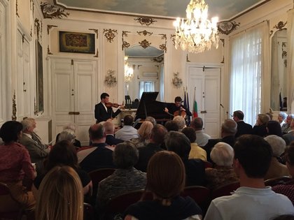 Концерт на Светлин Русев в Посолството на страната ни в Париж