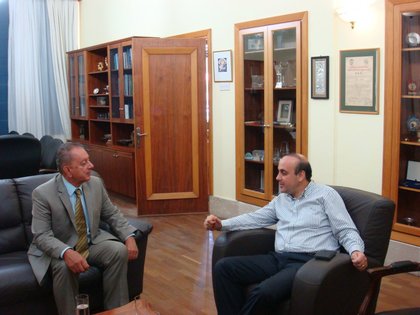 Посланик Христо Георгиев се срещна с кмета на град Пафос 