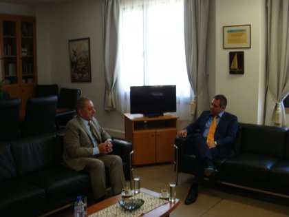 Среща на посланик Христо Георгиев с генералния секретар на СЕК Андреас Матсас