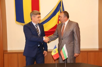 Посланик Вълов се срещна с министъра на вътрешните работи на Молдова 