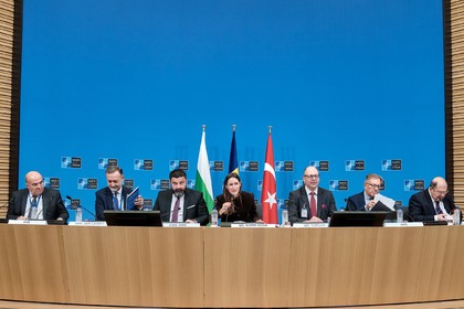 Ролята на НАТО за справяне със заплахите и предизвикателствата пред сигурността в Черно море