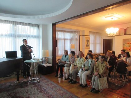 Представяне на България пред членове на Международния клуб в район Сетагая