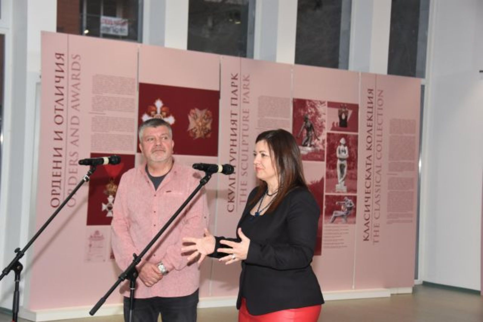 Изложбата „Дипломаиця и изкуство“ гостува в Художествената галерия в  Благоевград