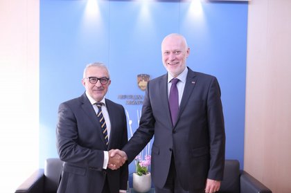 Среща на посланик Сираков с председателя на словенския парламент