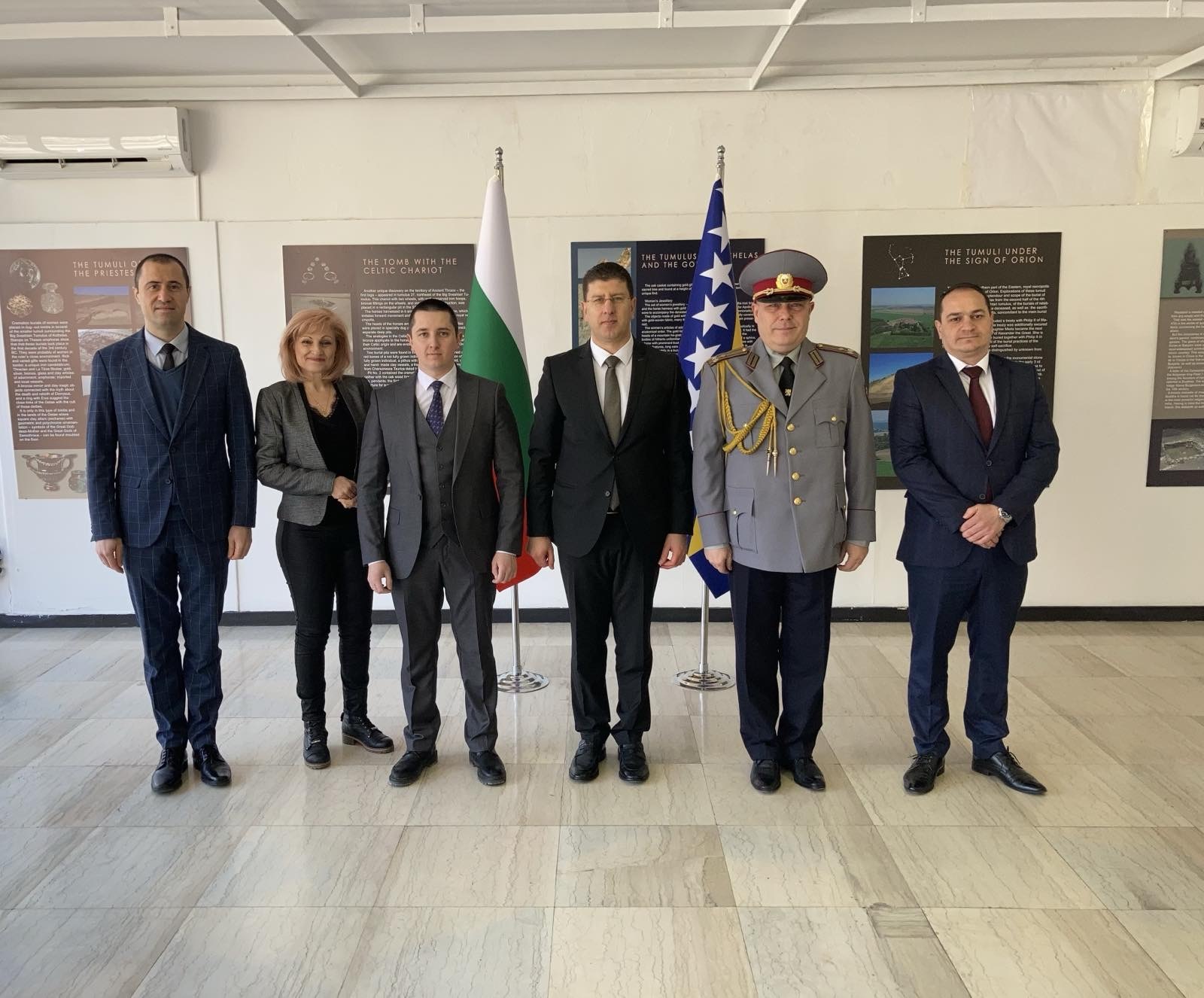 Oткриване на изложба на Държавния културен институт по повод Националния празник на Република България в Сараево 