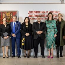 Представителната изложба "Дипломация и изкуство" се откри в Националната галерия в Скопие