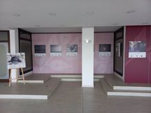 Фотографската изложба „Посоки“ може да бъде разгледана до края на март в МВнР