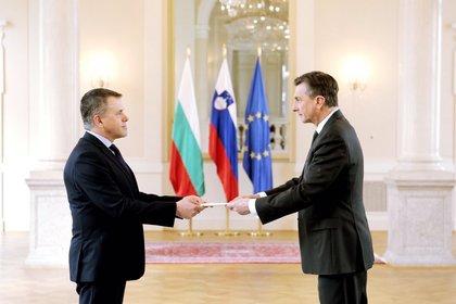 Посланик Димитър Абаджиев връчи акредитивните си писма на президента на Република Словения Борут Пахор