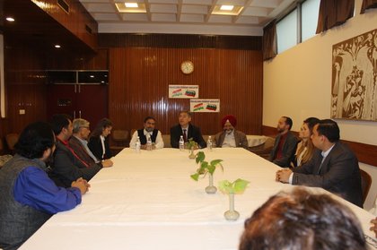 Международния център на Индия в Делхи се проведе среща между представители на посолството на България в Индия и Асоциацията за приятелство Индия – България, посветена на Националния празник на България 3 март 