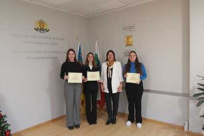 Инициатива на генералния консул във Валенсия Надя Кръстева „Жените и дипломацията – генерален консул за един ден“