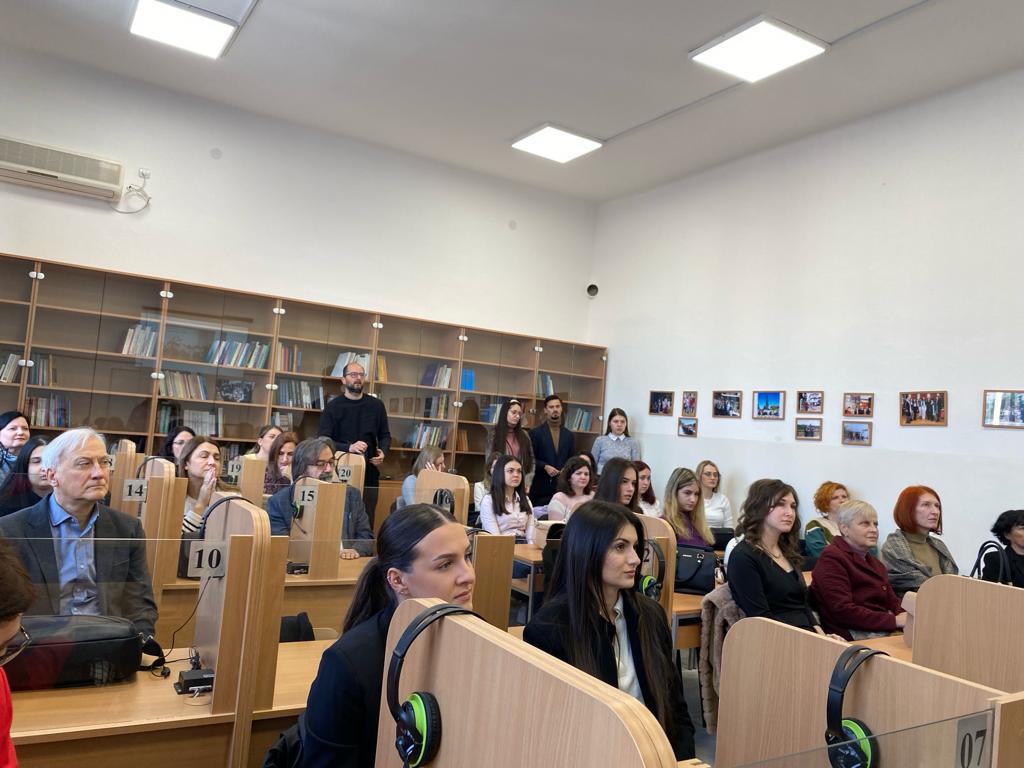 В Нишкия университет бе открита напълно оборудвана учебна зала за симултанен превод