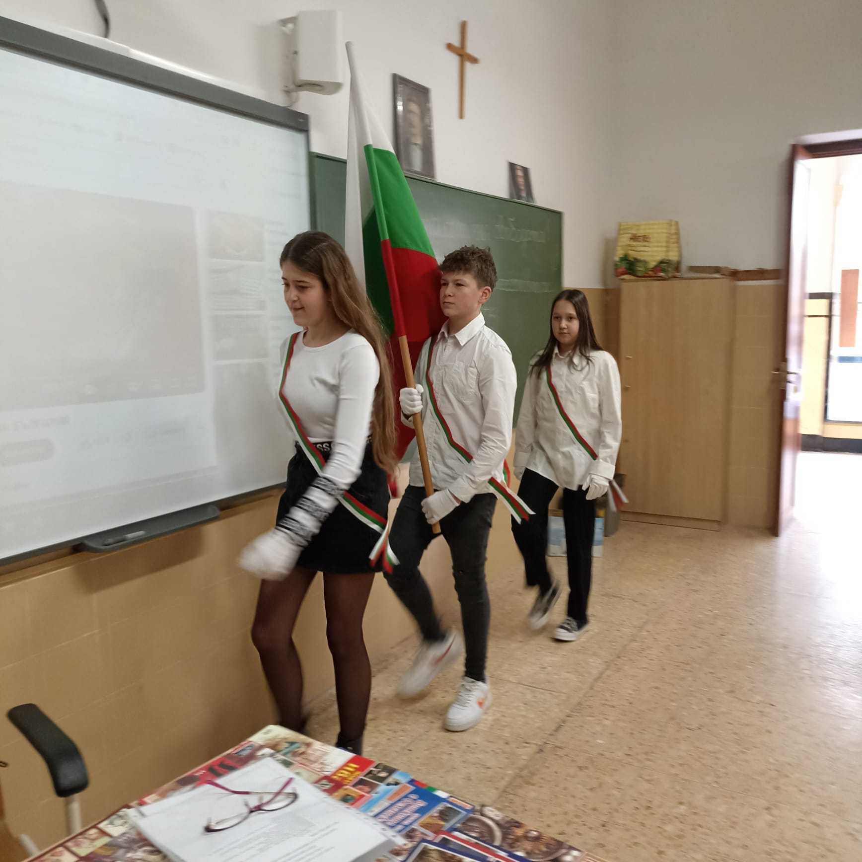 Открит урок, посветен на живота и делото на Апостола на свободата, в Първо българско неделно училище „Васил Левски“ в  град Валенсия