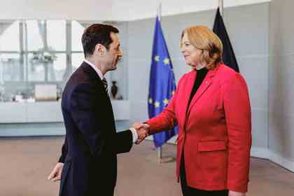 Среща на посланик Григор Порожанов с председателя на Бундестага г-жа Бербел Бас 
