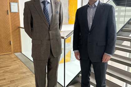 Посланикът на Република България г-н Григор Порожанов се срещна с държавния министър г-н Манфред Пенц в Представителството на федерална провинция Хесен в Берлин