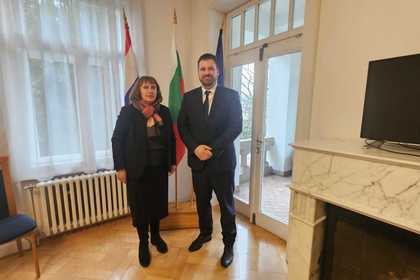 Среща на посланик Ива Крулева с кмета на град Джаково, Марин Мандарич