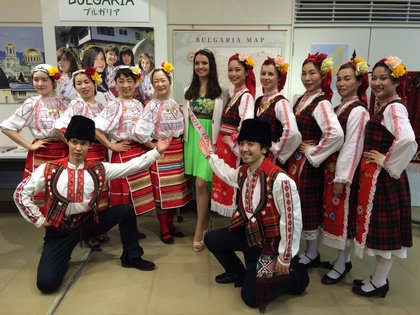 Български фестивал, посветен на празника на розата беше организиран в Токио