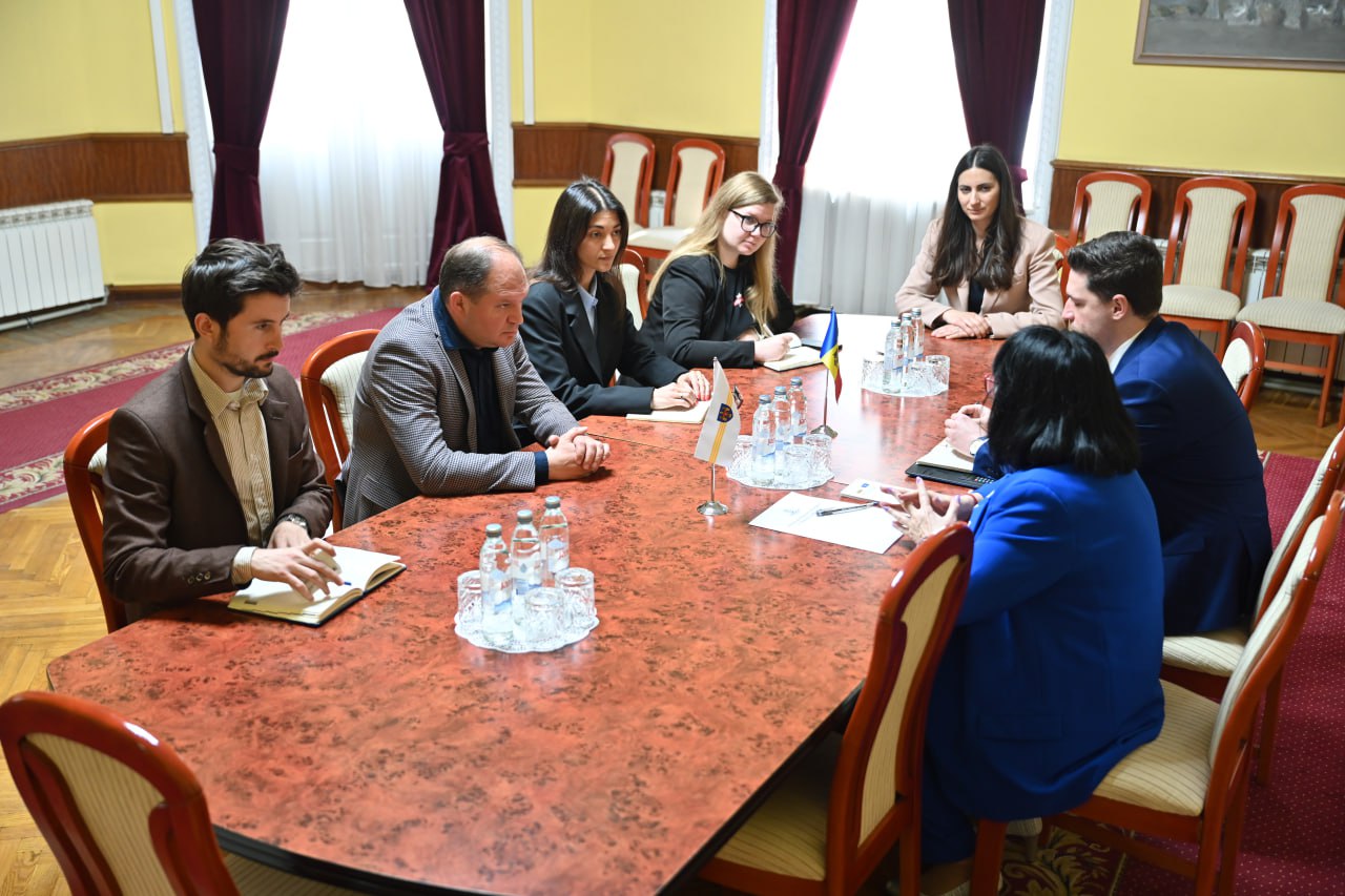 Посланикът на България в Молдова Мая Добрева проведе среща с кмета на Кишинев Йон Чебан