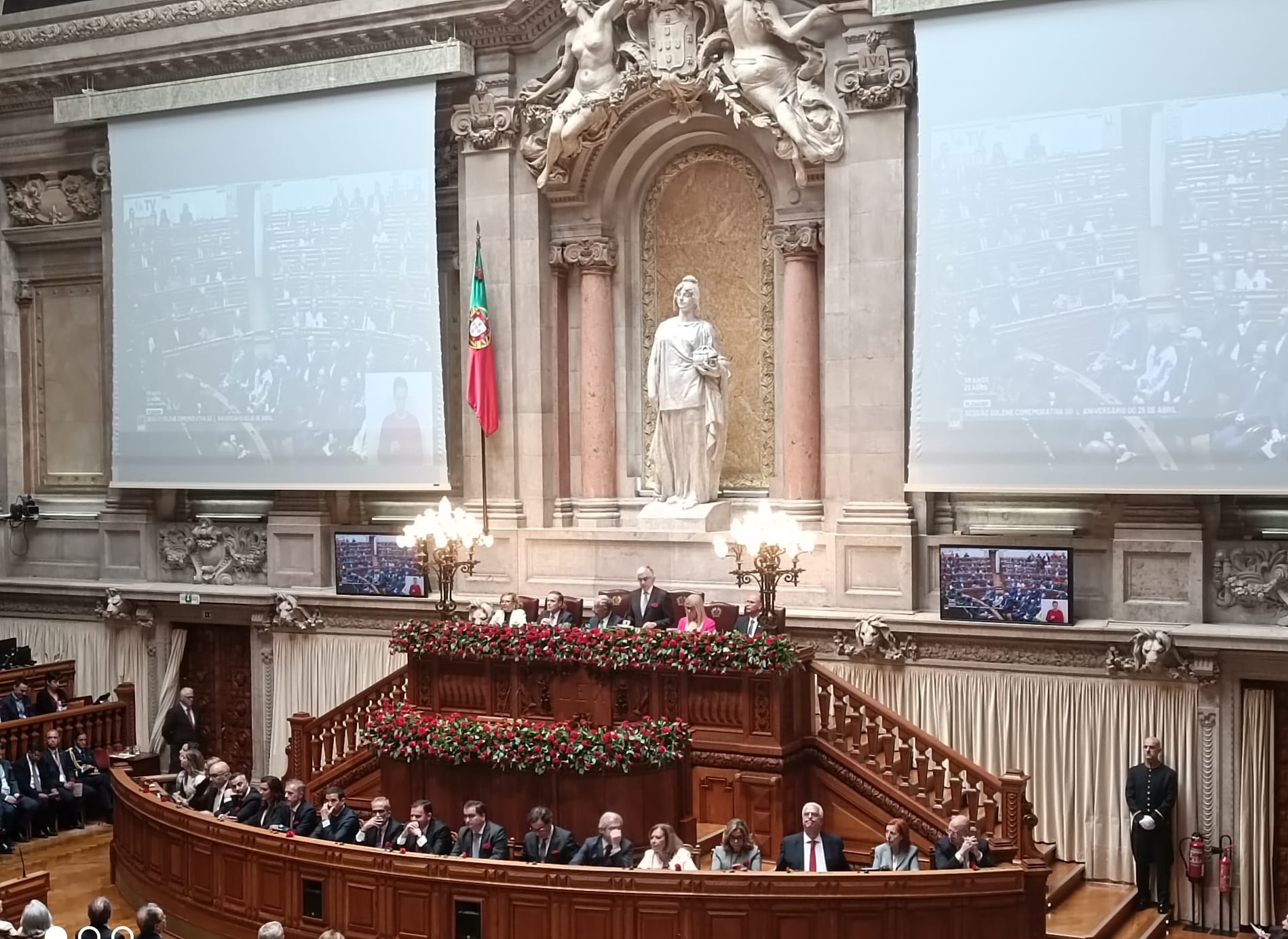 О Embaixador Ivan Naydenov esteve presente na Sessão Solene da Assembleia da República por ocasião do 50º Aniversário da Revolução em Portugal
