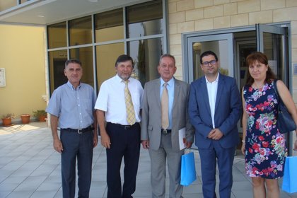 Посланик Христо Георгиев посети културния център на Фамагуста