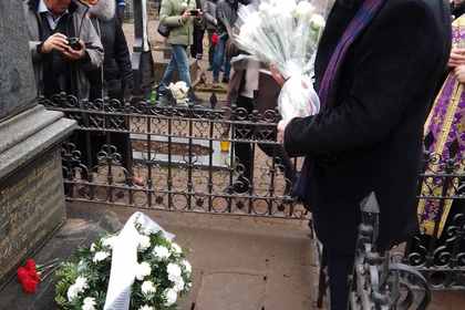 Церемония по поднасяне на цветя и молебен пред братската могила на загиналите в Руско-турската война (1877 г. – 1878 г.)