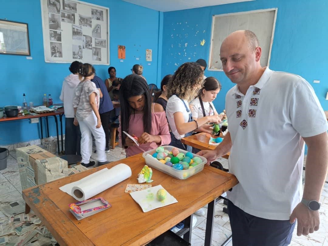 Workshop on Easter Egg Painting in Havana
