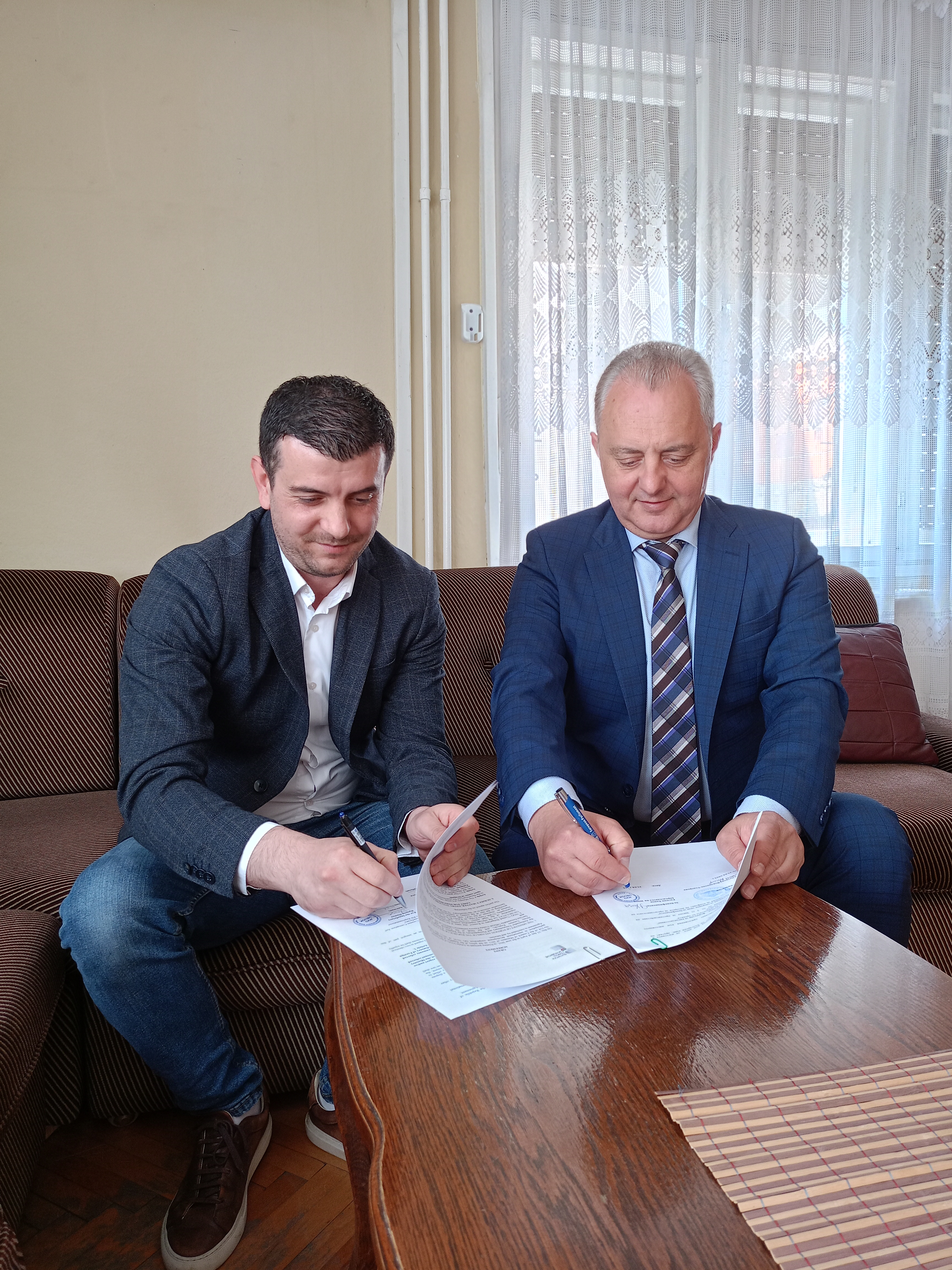 Реализиране на проект по ОПР - „Изграждане на фитнес на открито в община Драгаш“, Косово