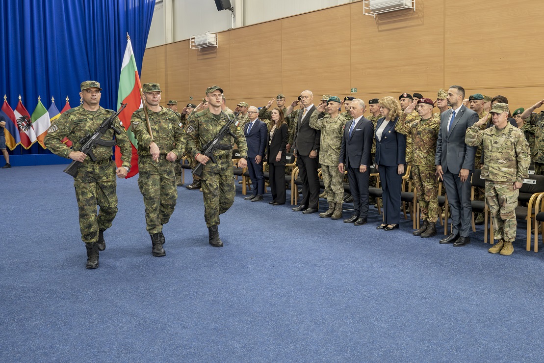 Българското посолство в Прищина участва в тържественото отбелязване на Деня на храбростта и празника на Българската армия в база „Филм сити“ (КФОР)
