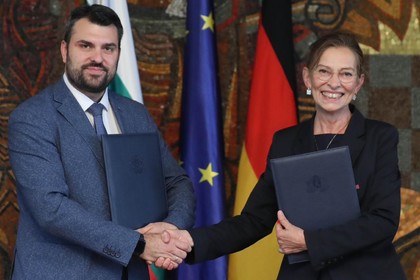 Minister Georg Georgiev and Ambassador of the Federal Republic of Germany, Irene Maria Plank, Sign Agreement on Temporary Representation in the Processing of Transit Visa Applications for a Specific Category of Individuals from the Republic of Turkey