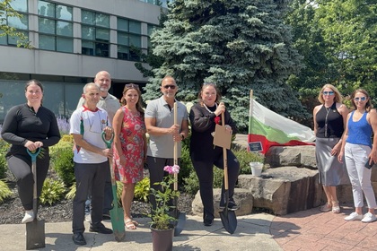 Bulgarian Roses Planted in Niagara Falls as a Symbol of Friendship and Cultural Connection