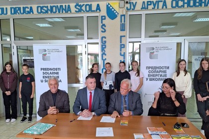 Откриване на проект “Ползи от соларната енергия в училищата” в дистрикт Бръчко, Босна и Херцеговина, финансиран от Българската официална помощ за развитие