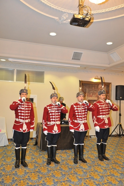 С възрожденски песни в изпълнение на български гвардейци честват Трети март в Солун