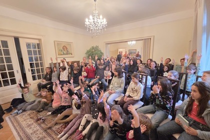 Посолството на Република България в Берн бе домакин на детско тържество по повод отбелязването на Деня на народните будители