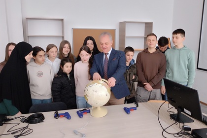 С подкрепата на България в училище „9-ти май“ в село Рапча бе изграден модерен мултифункционален кабинет