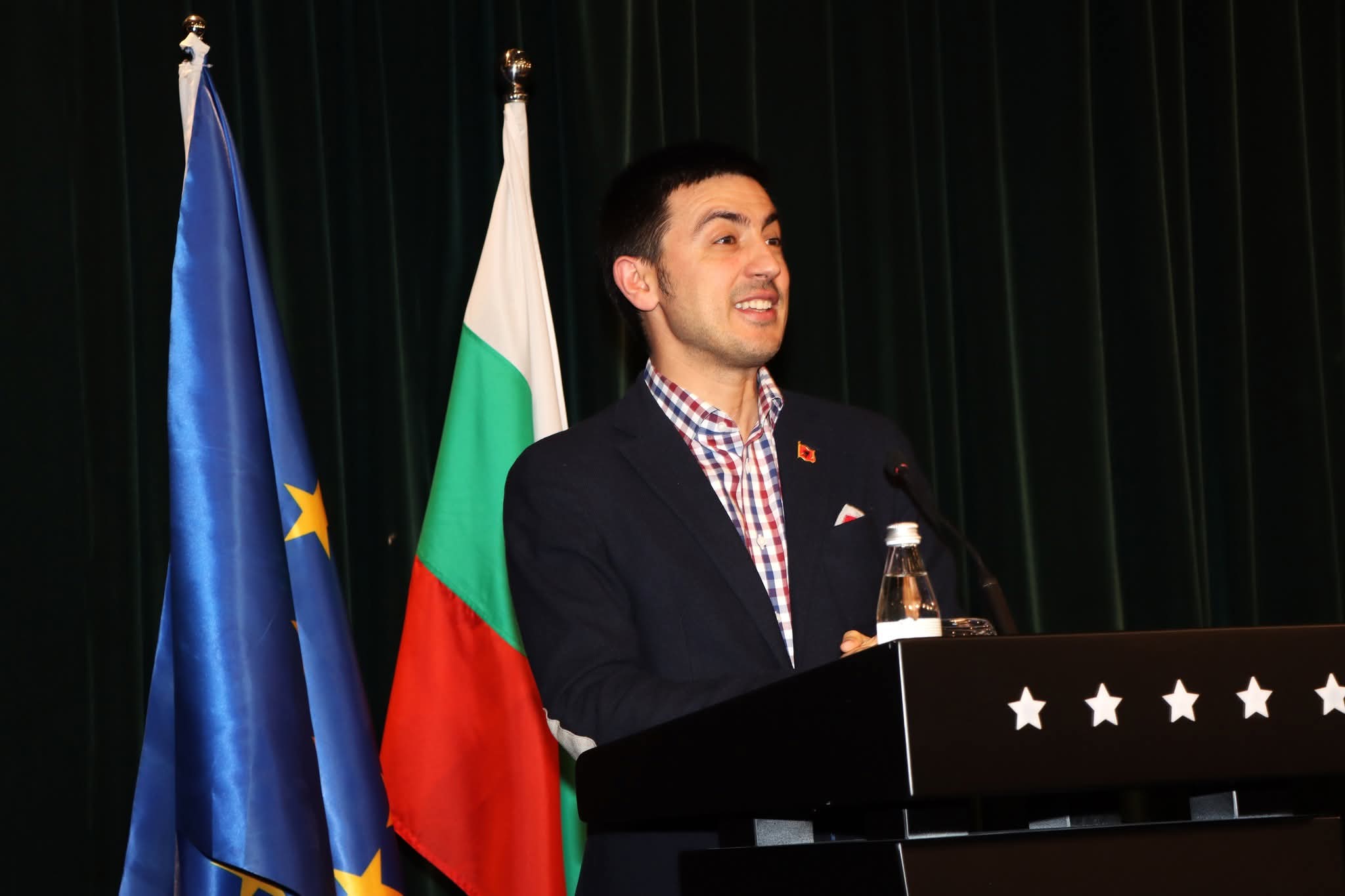 Ambasada Bullgare në Tiranë shënoi Festën kombëtare – 3 Marsin me pritje tradicionale