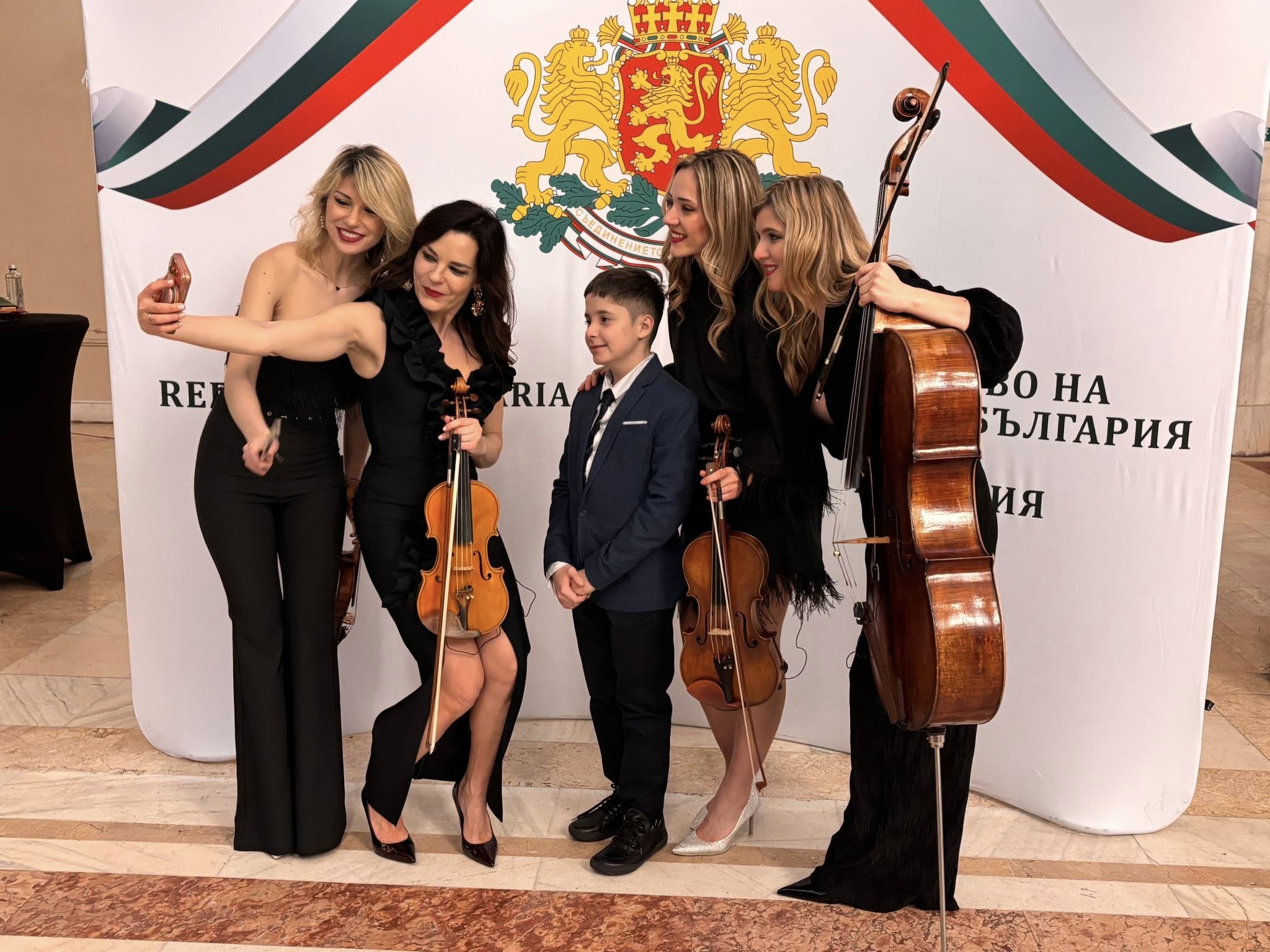 Тържествено отбелязване на Националния празник на Република България в румънския парламент