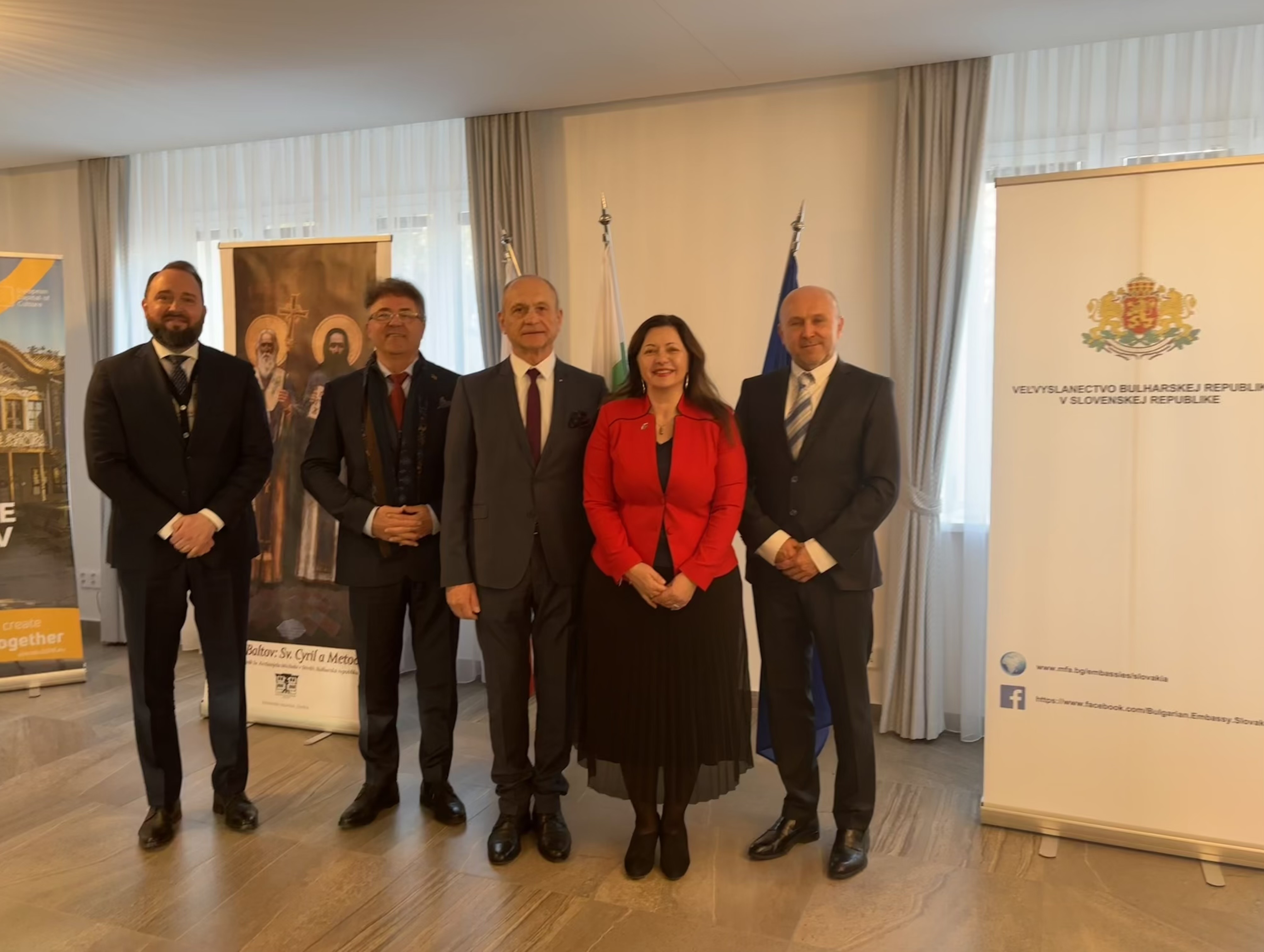 Делегация от организацията на консулския корпус за сътрудничество и развитие в Централна и Югоизточна Европа посети българското посолство в Братислава