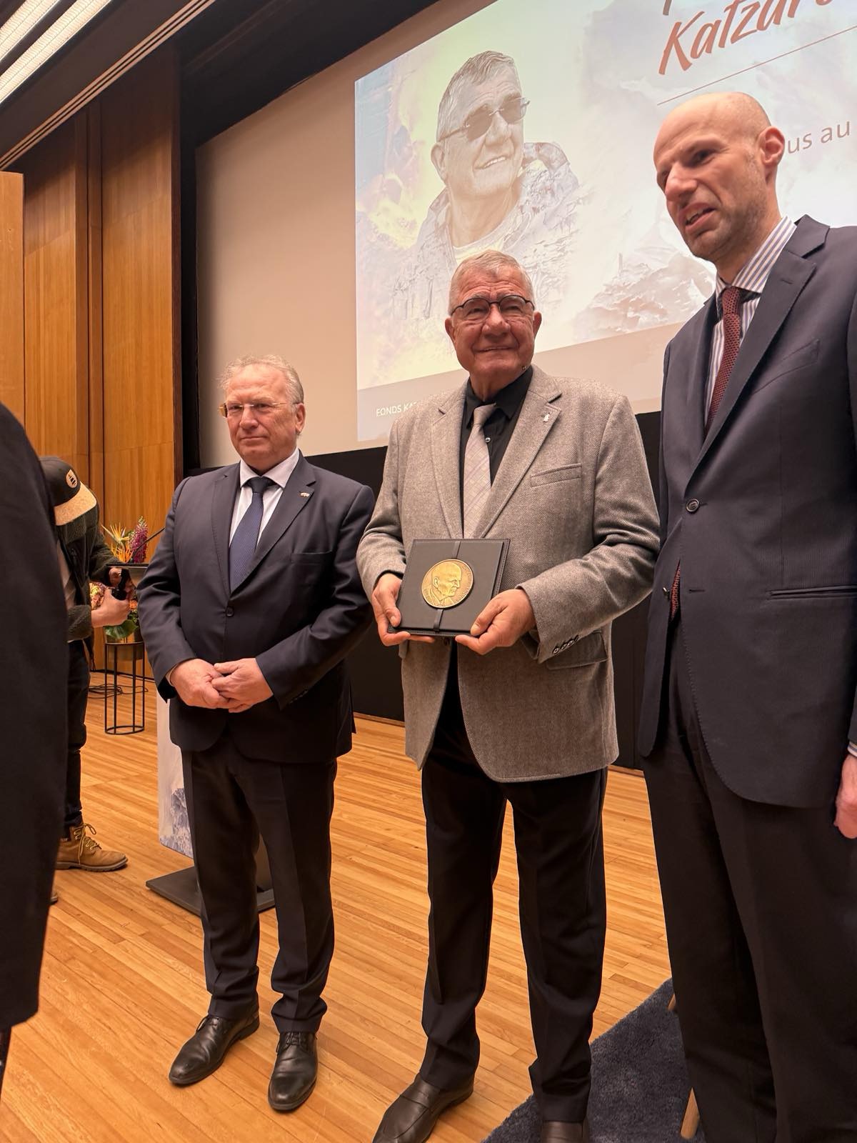 Tържествена церемония в Университета в Женева