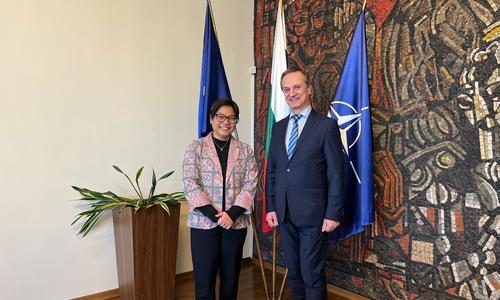 Среща на заместник-министъра на външните работи г-н Ради Найденов с  посланика на Индонезия Н.Пр. г-жа Листиана Оперананта