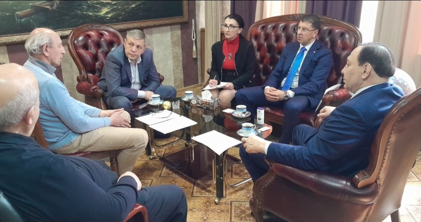 Среща на извънредния и пълномощен посланик Никола Николов с  Мартин Саргсян, председател на Търговско-промишлената палата на Република Армения