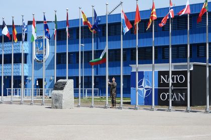 Отбелязване на националния празник 3 март в Обединения център за въздушни операции на НАТО в Торехон де Ардос (Мадрид)