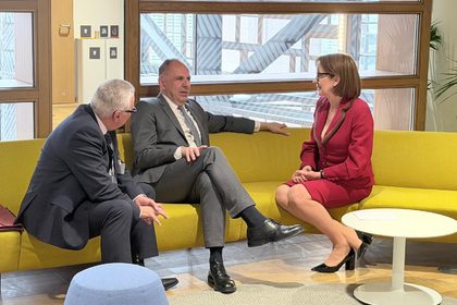 Minister Nadezhda Neynski Meets with Greek Foreign Minister Georgios Gerapetritis 