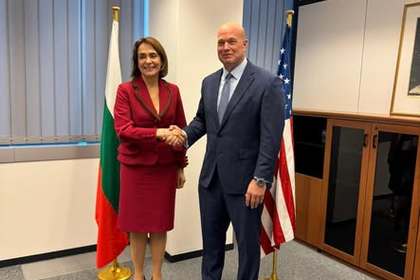 Meeting Between Minister Nadezhda Neynski and the United States Permanent Representative to NATO Matthew Whitaker 