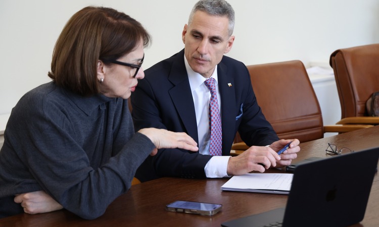 Христо Грозев ще съветва Механизма за борба с хибридните заплахи по време на изборите