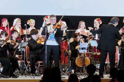 世界的に著名なブルガリア人ヴァイオリニスト、ヴァスコ・ヴァシレフ氏による東京公演 — プロヴディフ市音楽・舞踊・美術アカデミー附属アカデミック合唱団の参加 —