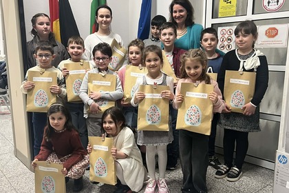 Feierliche Auszeichnung der Teilnehmer am Kinderzeichenwettbewerb „Ostern durch die Kinderaugen“