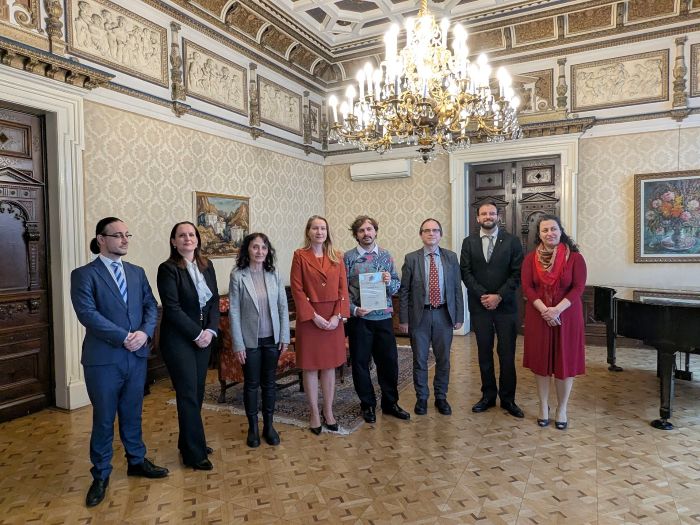 Награда за най-добър студент по българистика за 2025 г .