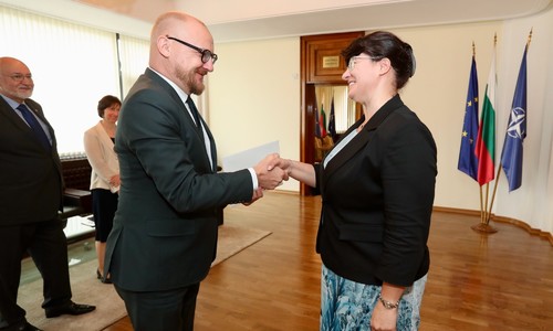 Заместник-министърът на външните работи г-жа Иванка Ташева се срещна с  новоназначения извънреден и пълномощен посланик на Република Латвия 