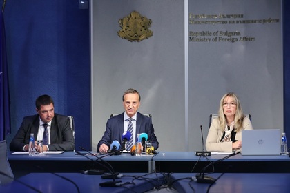 МВнР представи актуална информация за организацията на изборите за президент и вицепрезидент извън страната